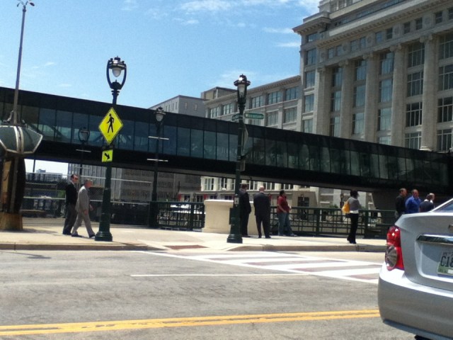 Tour boat heading toward Lake Michigan