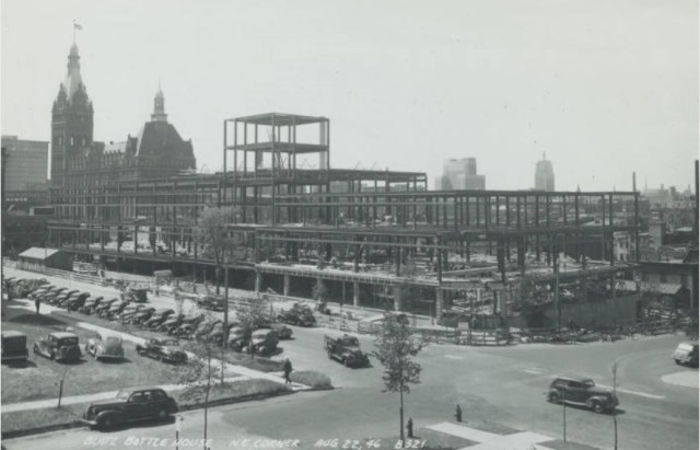 Blatz bottling facility under construction 8-22-1946