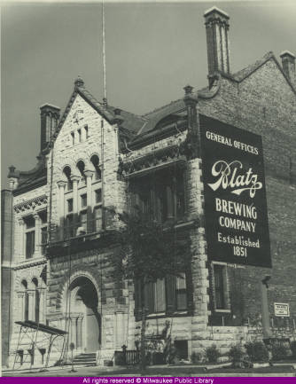 Blatz Brewing Company General Offices (Historic Photo Collection, F.P. Zeidler Humanities Room, Milwaukee Public Library, used with permission)