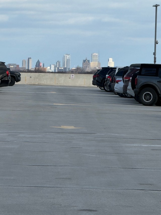 Milwaukee skyline, from the roof of Froedtert Hospital's ER/specialty clinics parking structure - 1