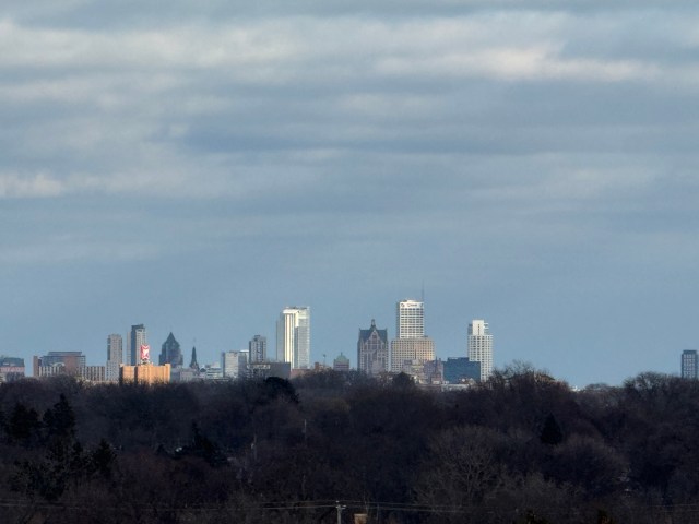 Milwaukee skyline, from the roof of Froedtert Hospital's ER/specialty clinics parking structure - 3